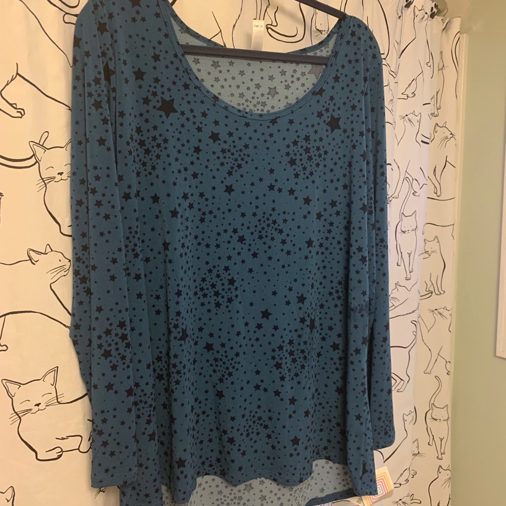 Brand new Lynnae LulaRoe shirt